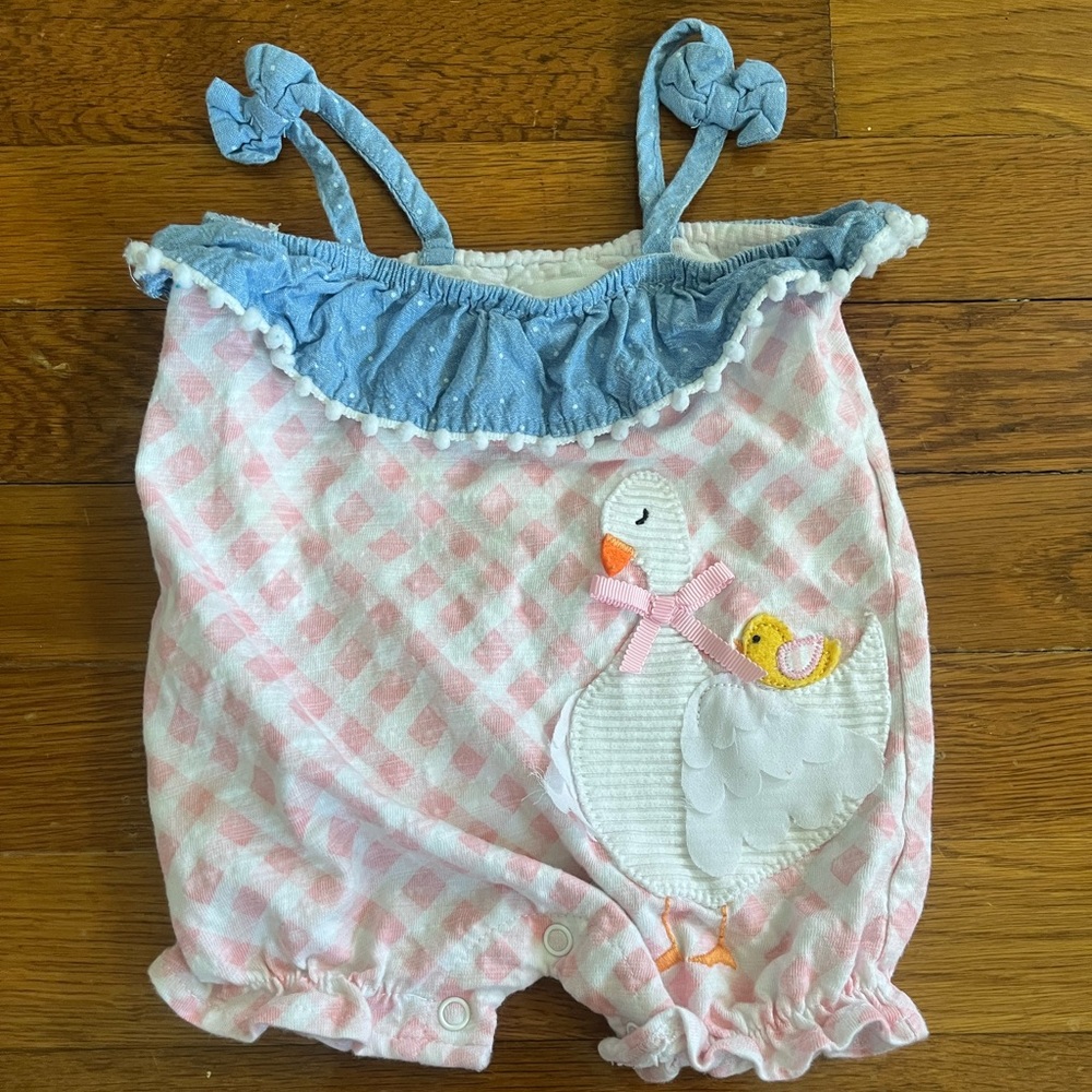 Mudpie onesie baby girl. Size 0-3 months. EUC